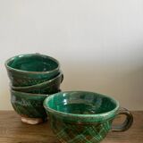 4 glazed earthenware cups