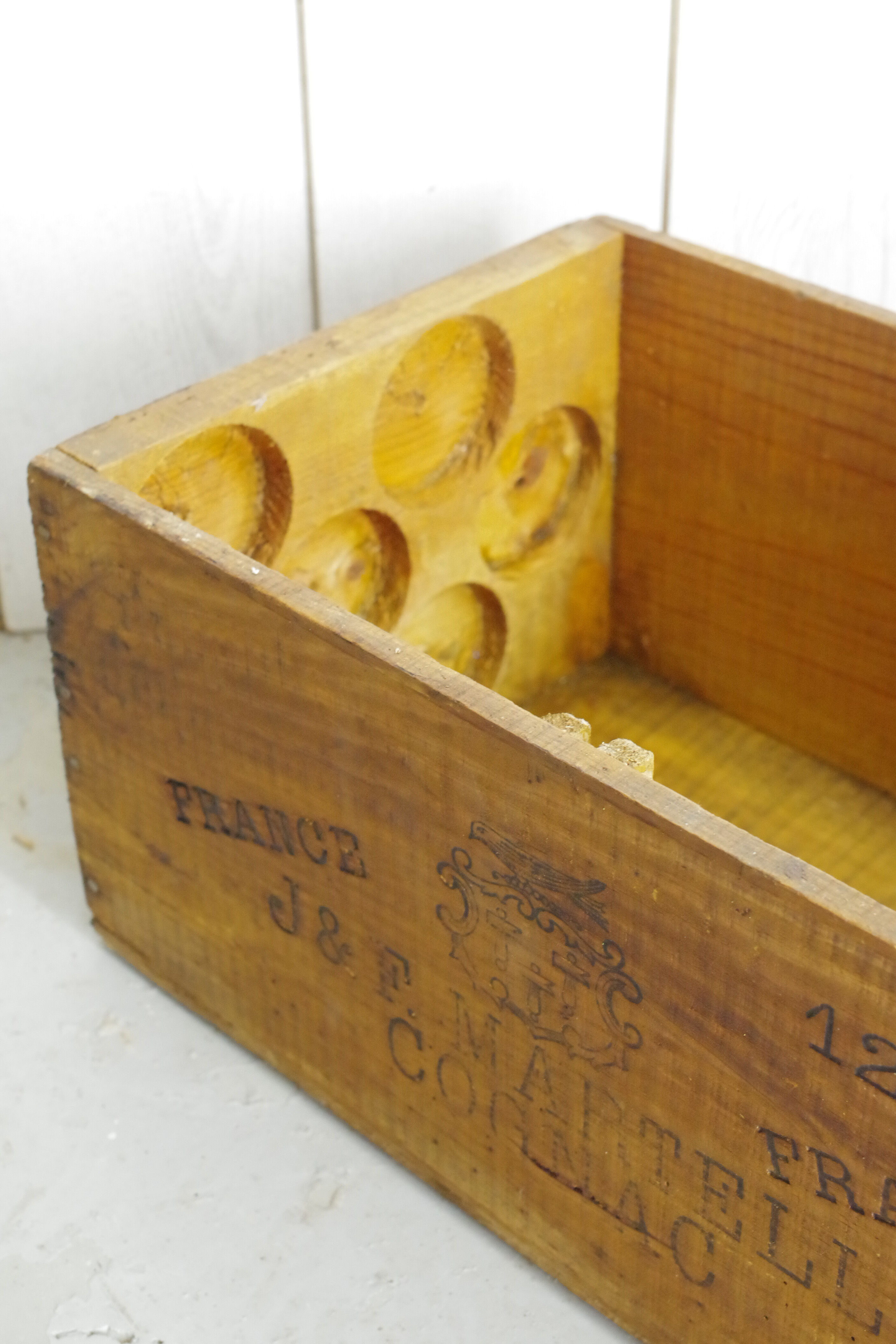 Former cognac bottle holder case