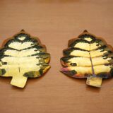 Pair of vintage leaf-shaped pockets, brass leaf cup