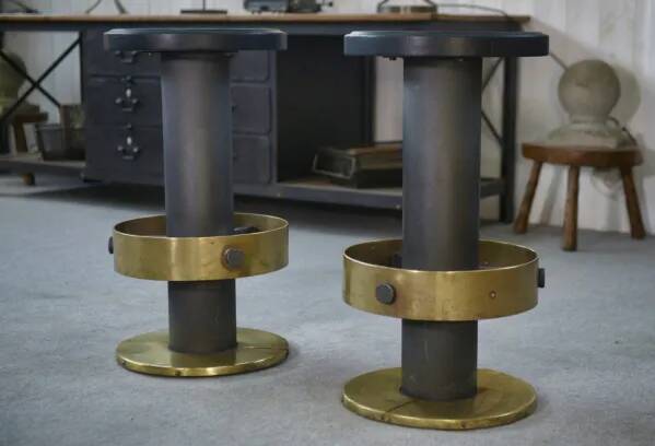 6 tabourets en acier et laiton 1980