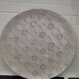 Patterned metal tray