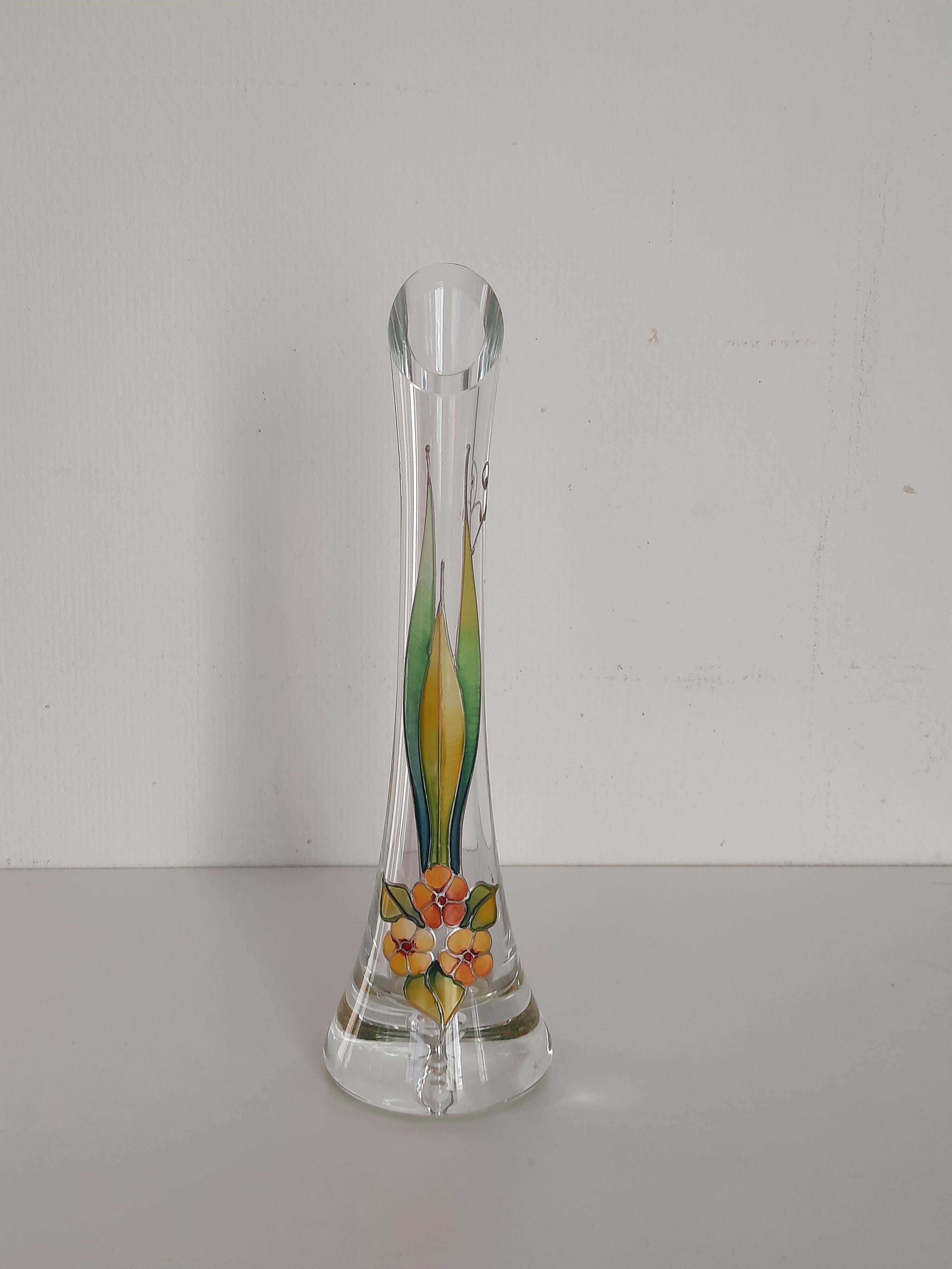 Contemporary single-flower vase