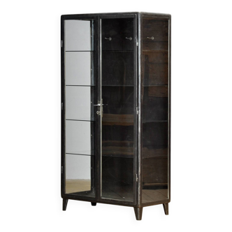 Armoire médicale vintage, années 1960