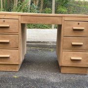 Bureau administratif extensible rénové en chêne du XIXème 130cm