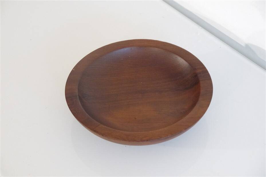 Vintage Scandinavian teak pocket emptier