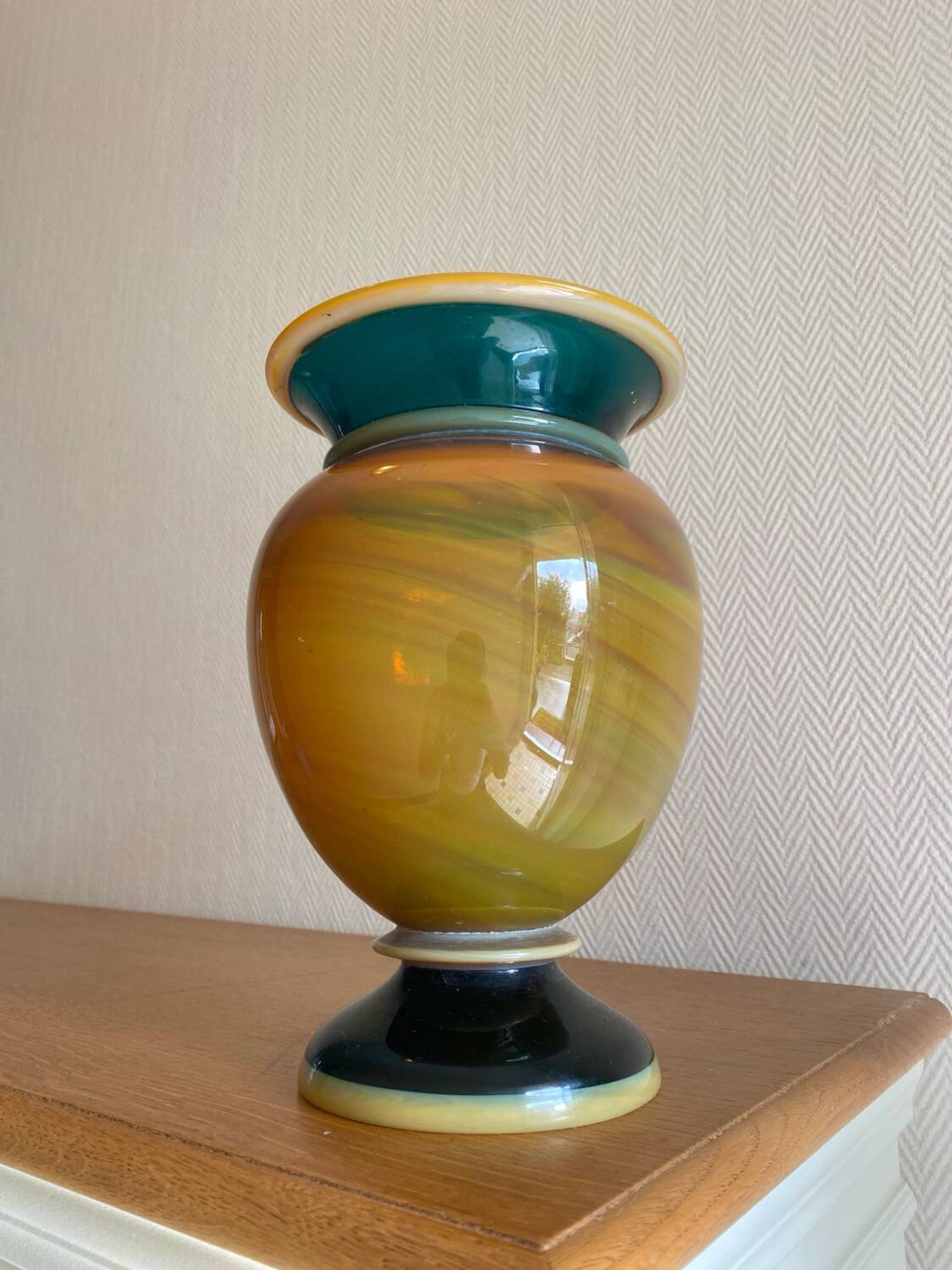 Ancien vase en cristal soufflé marbré