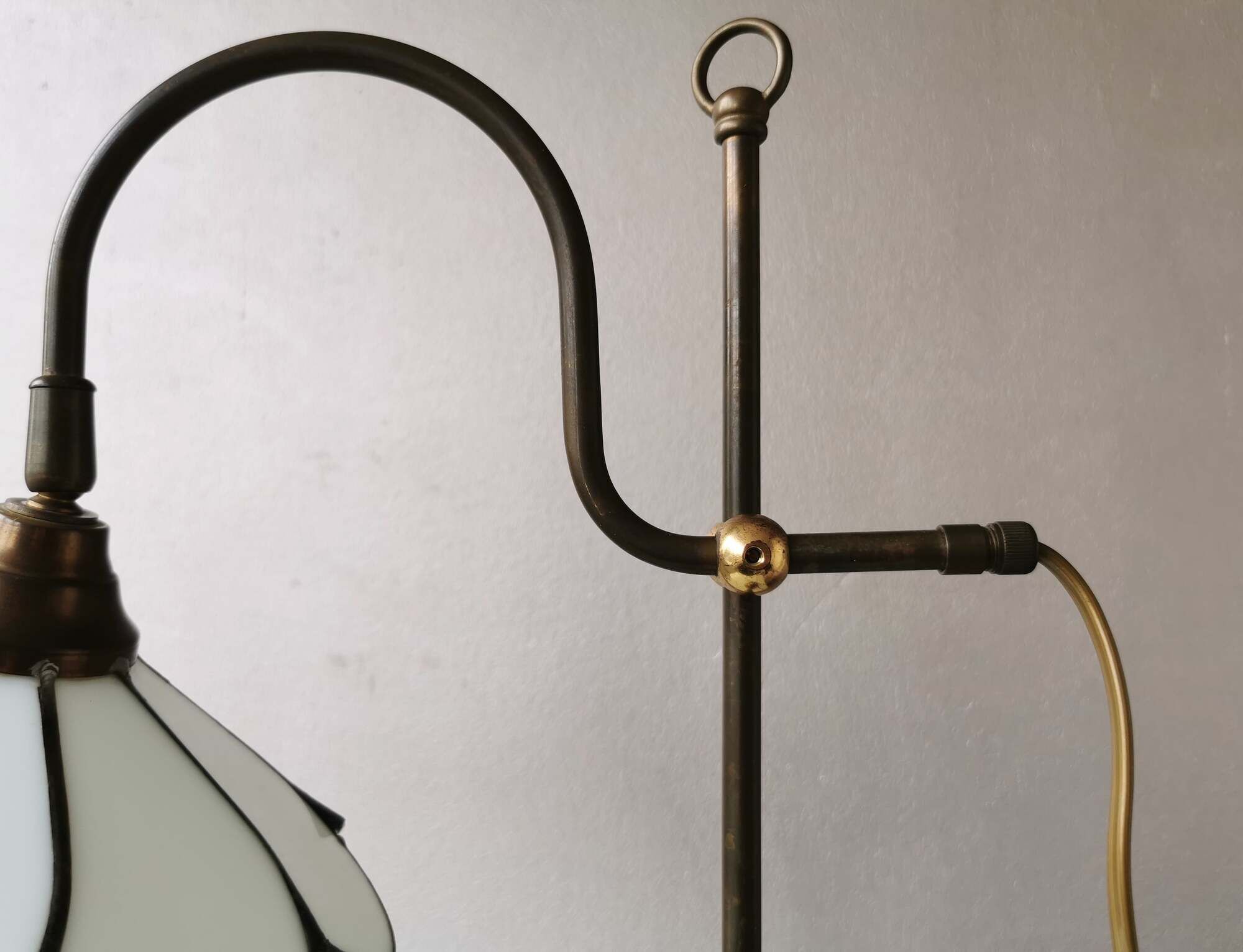 Vintage table lamp/desklamp, seventies in Tiffany style