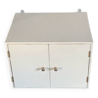 Armoire murale
