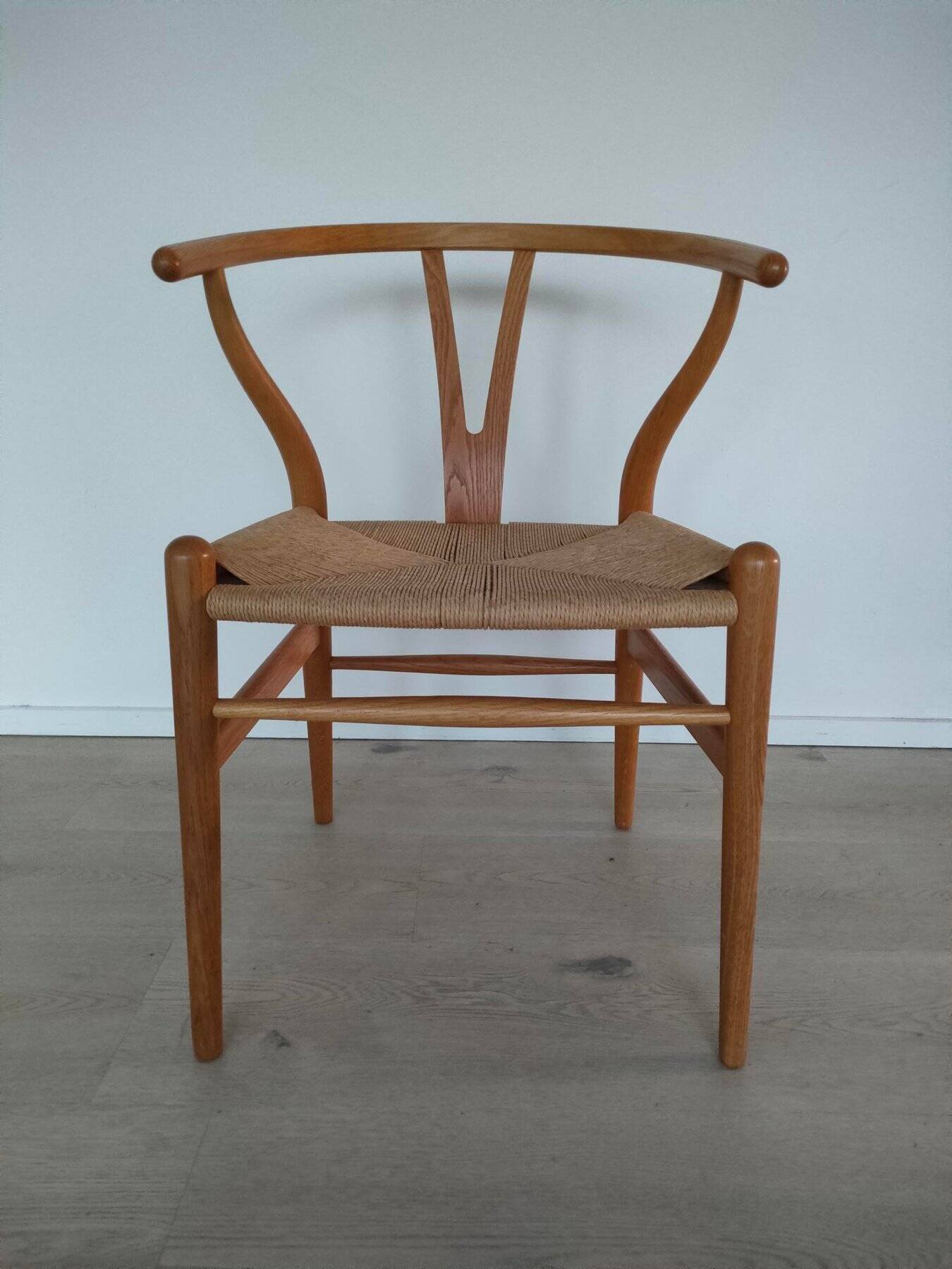 Carl Hansen & Søn - Hans J. Wegner - Dining room chair (6)