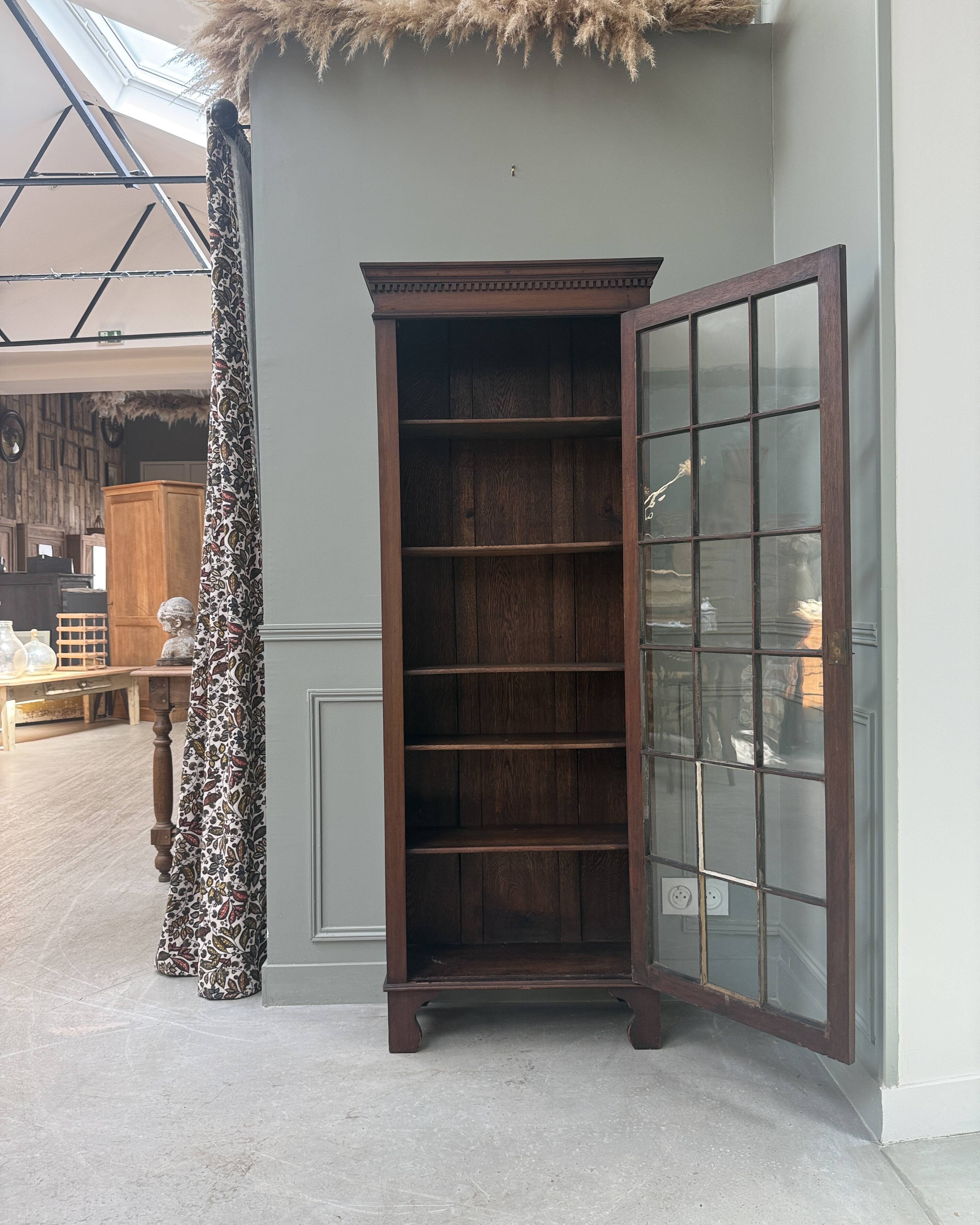 Bibliothèque vitrine anglaise
