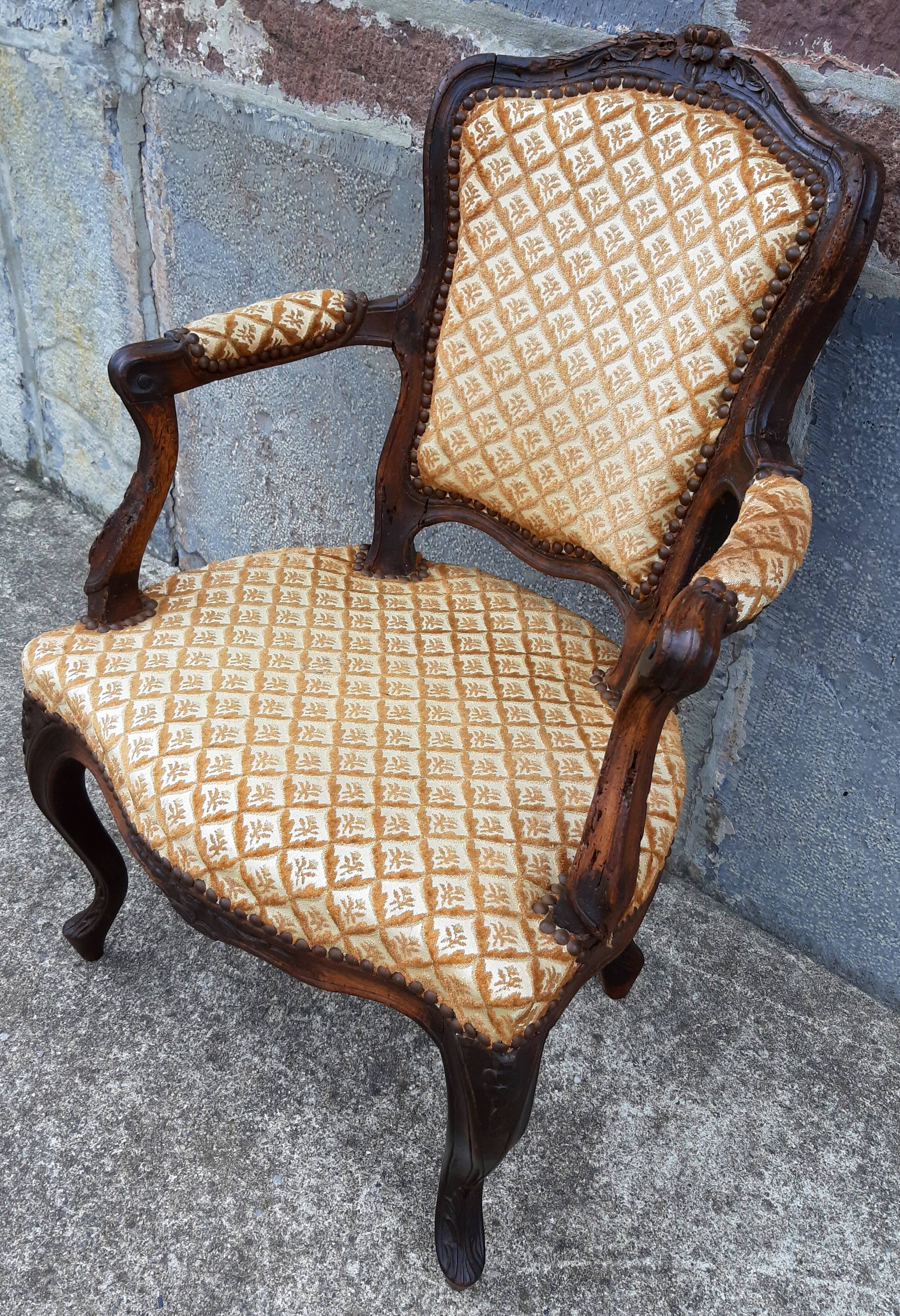 Louis XV Cabriolet armchair