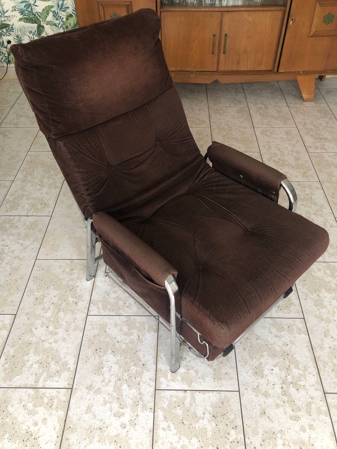 Vintage chocolate corduroy morris system deckchair