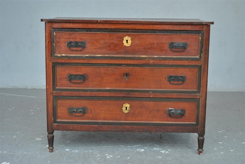 Dresser of epoch Louis XVI Walnut