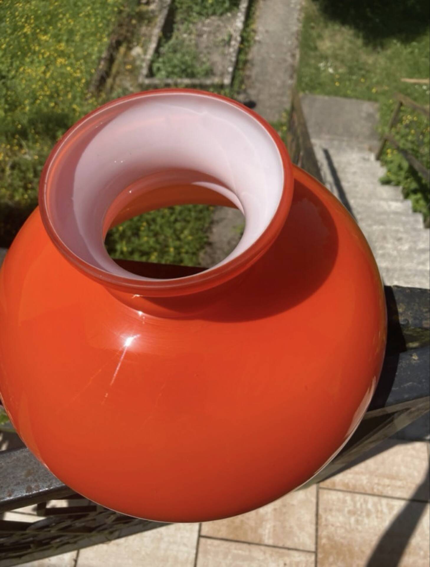 Suspension en opaline couleur orange flamboyante