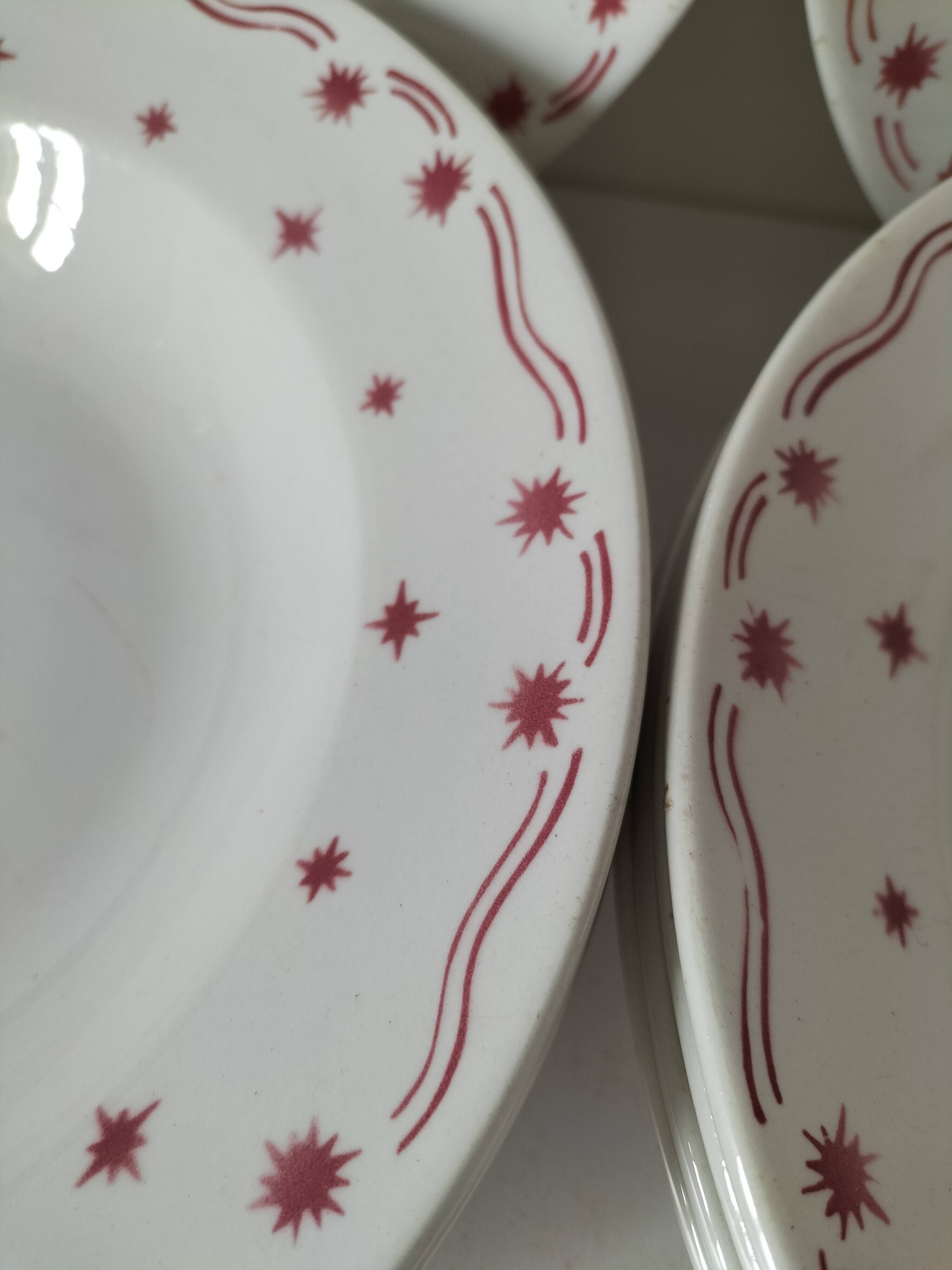 Céranrd Saint Amand plates star model