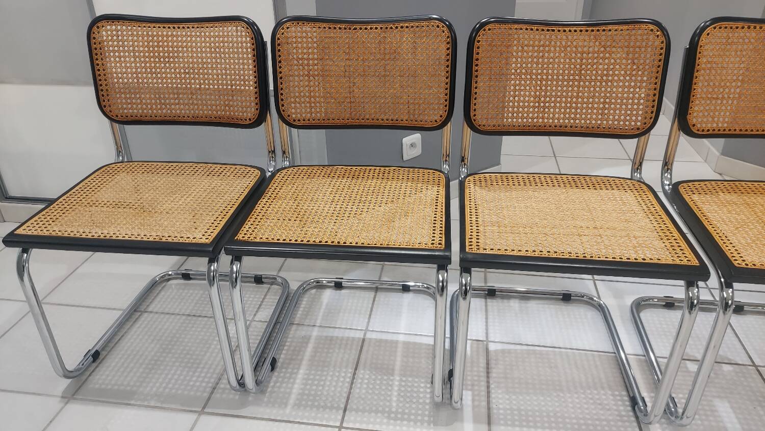 Suite de 6 chaises modèle Cesca B32 par Marcel Breuer vintage 1993