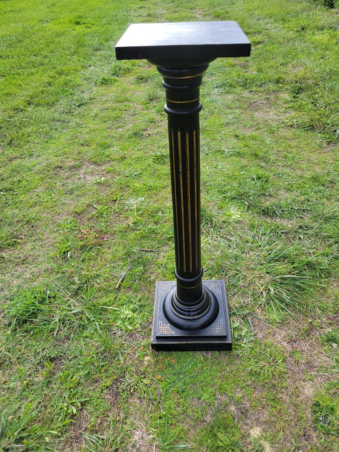 Napoleon III stand column in blackened wood and gold, mid-19th century