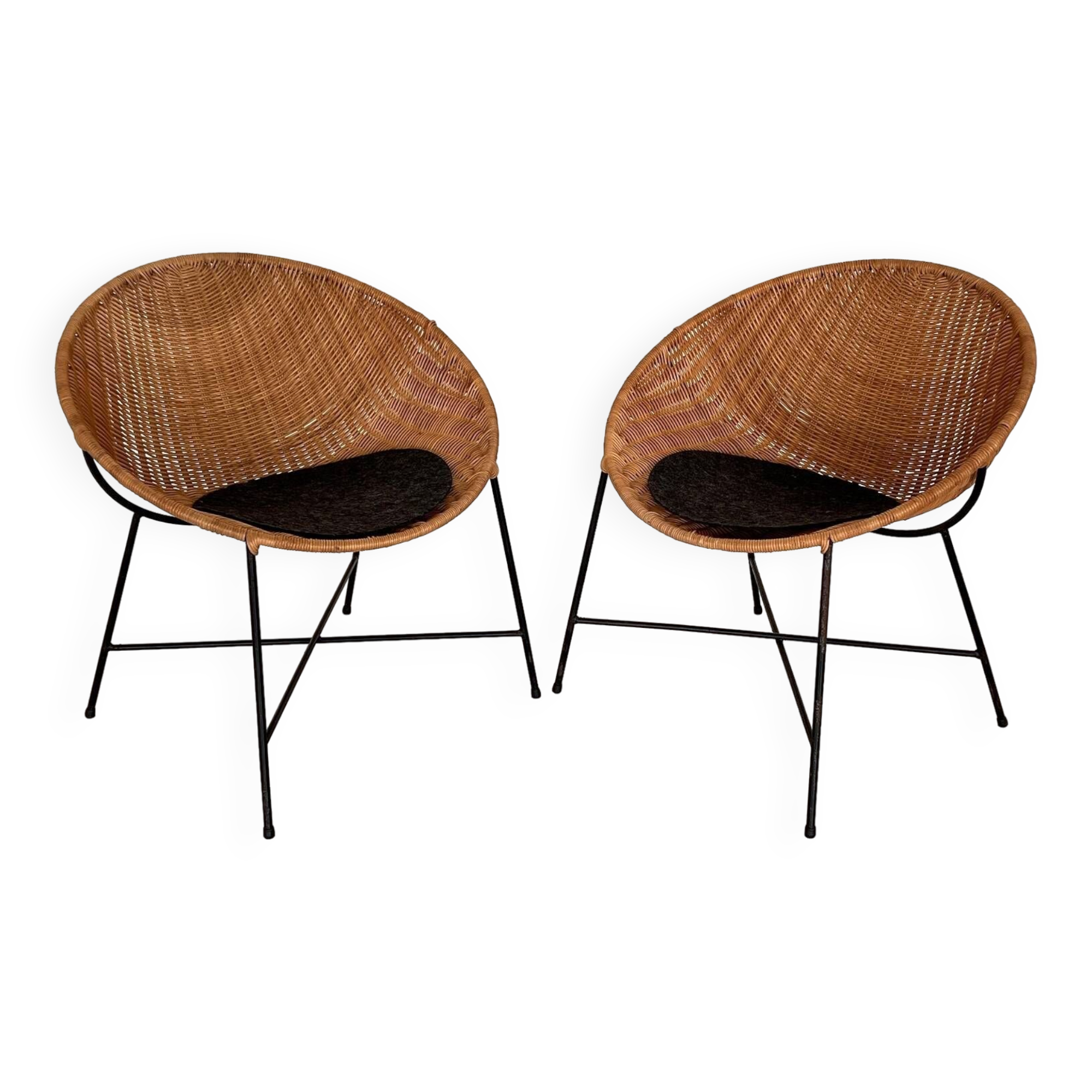 Pair of Rattan Lounge Chairs, Italy, 1970s