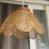 Lustre corbeille en osier