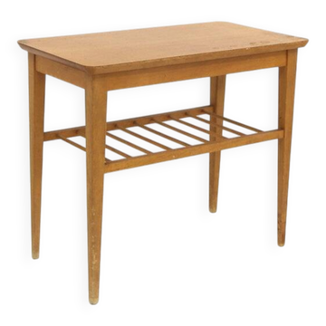 Side table in elm "Model 375", Swedish Modern, Sweden, 1940