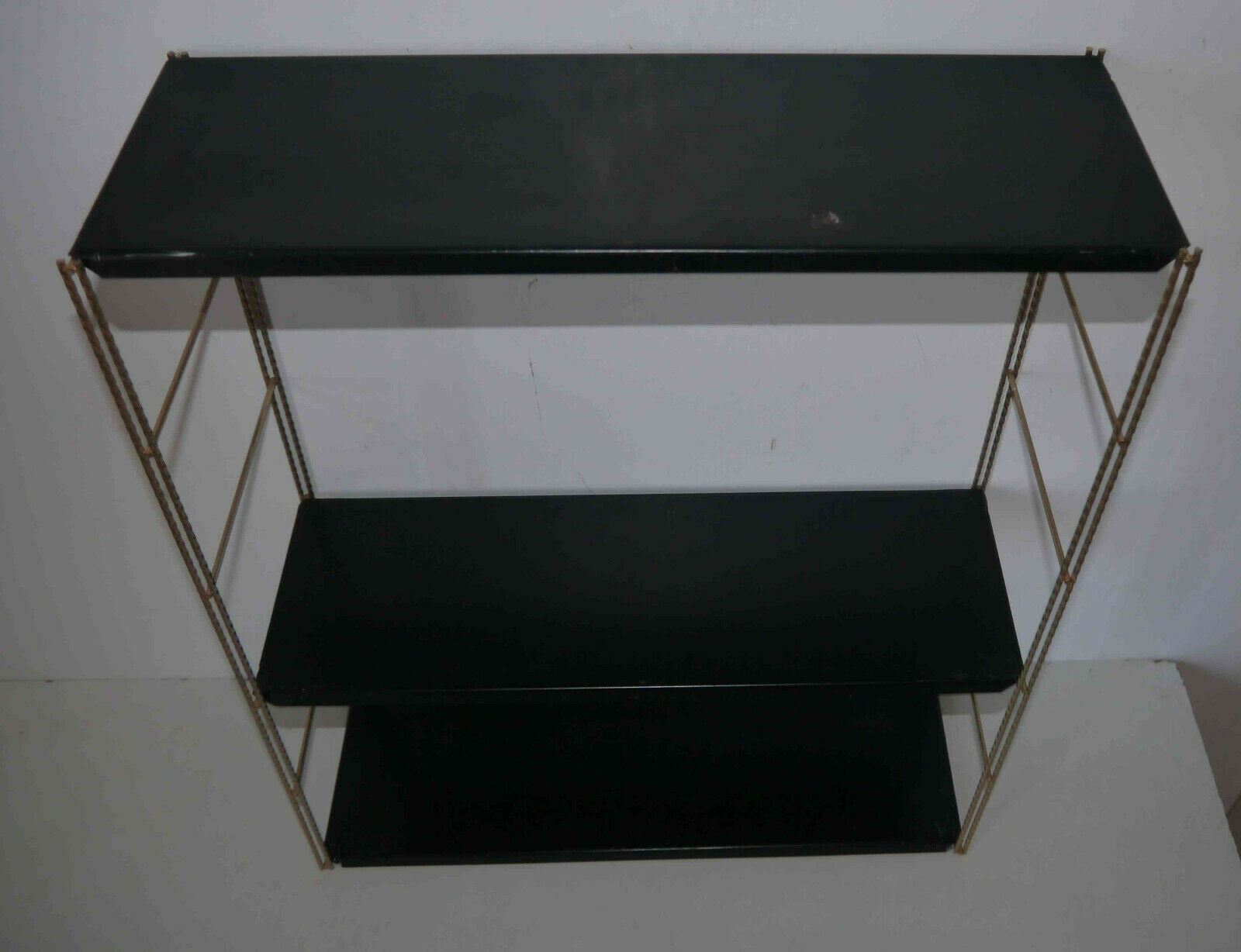 String shelf 60s