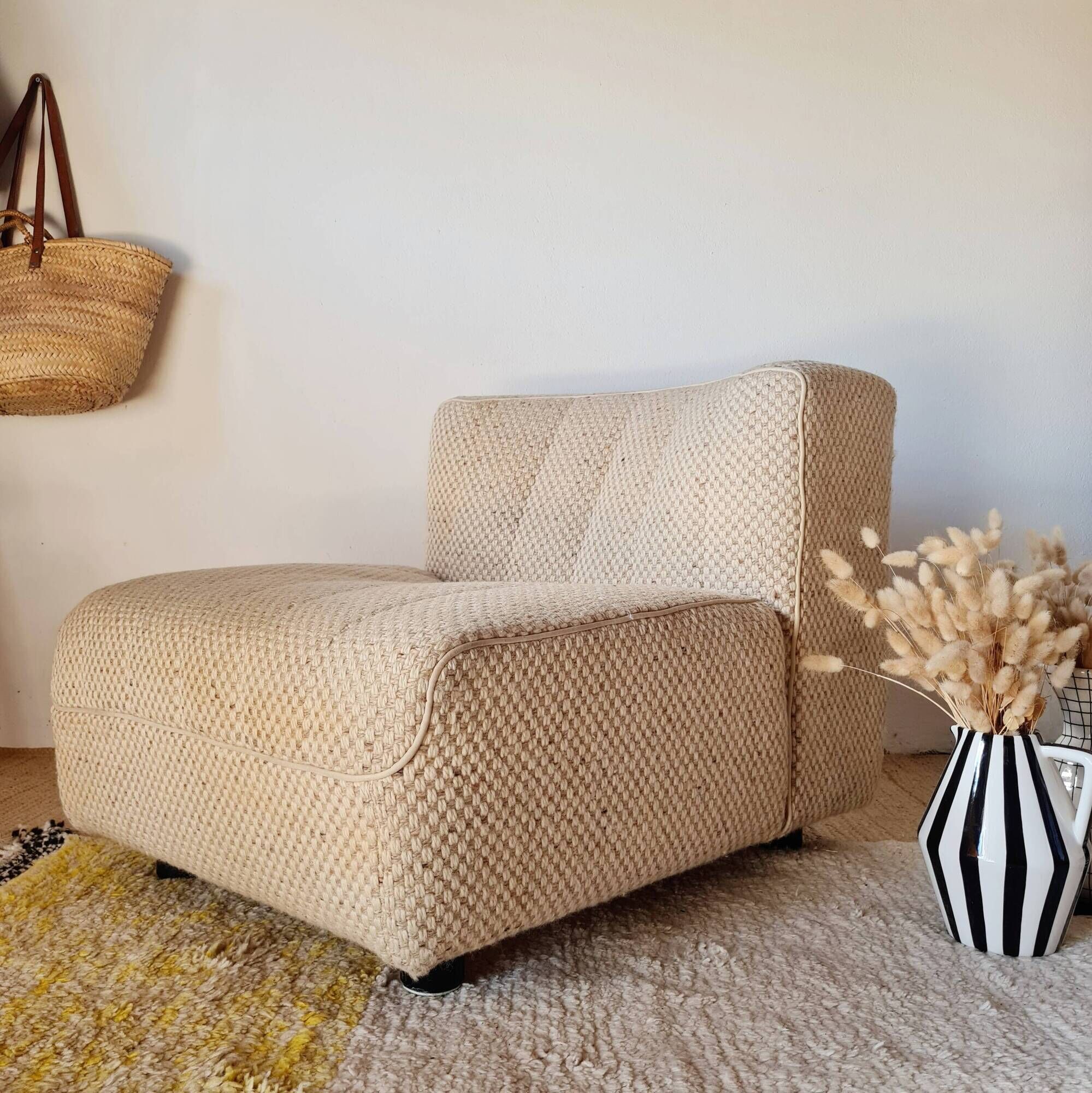 Vintage wool armchair, International Furniture Paris - 70s