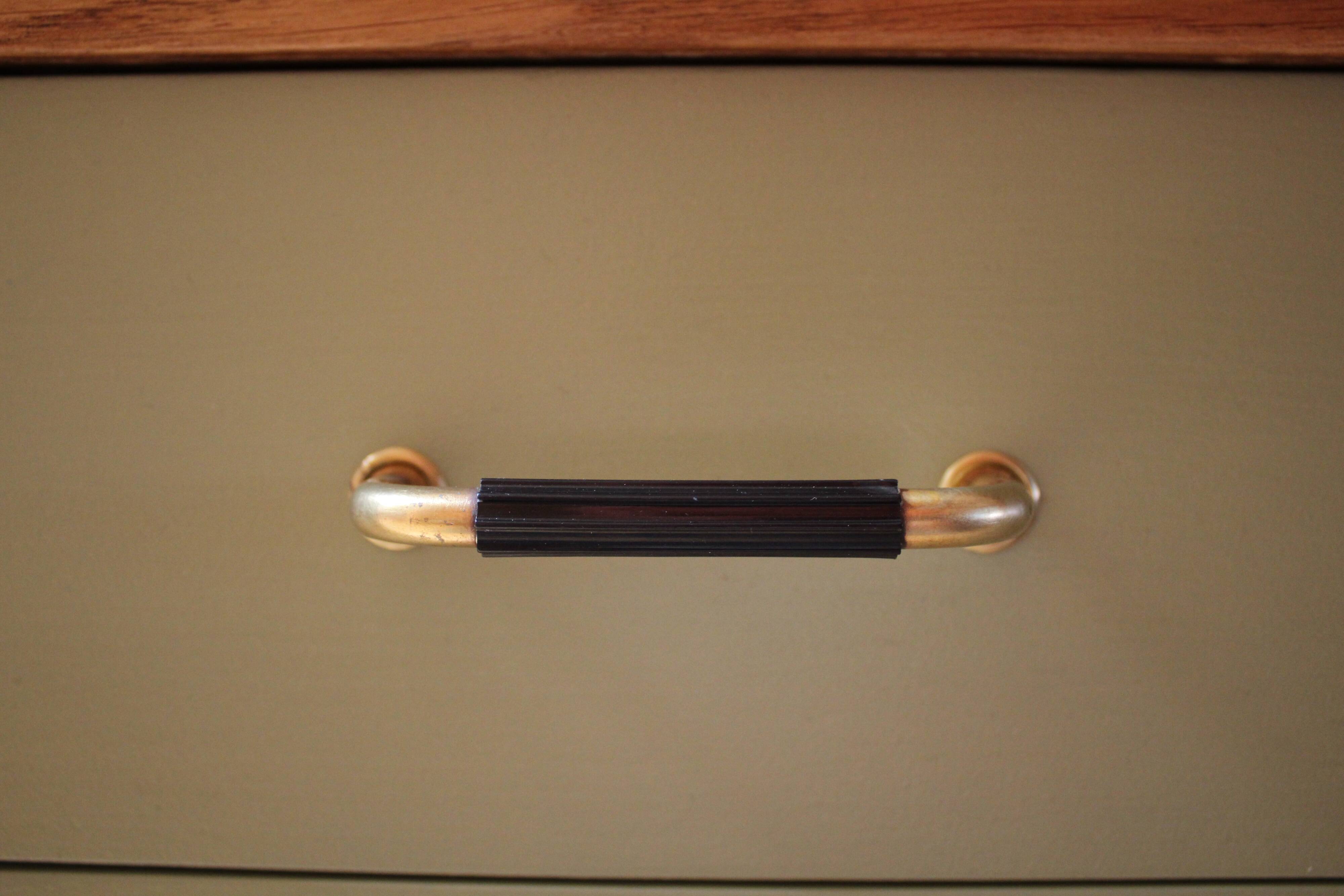 Commode vintage