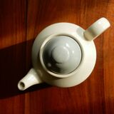 English ceramic Biltons teapot from the 80s
