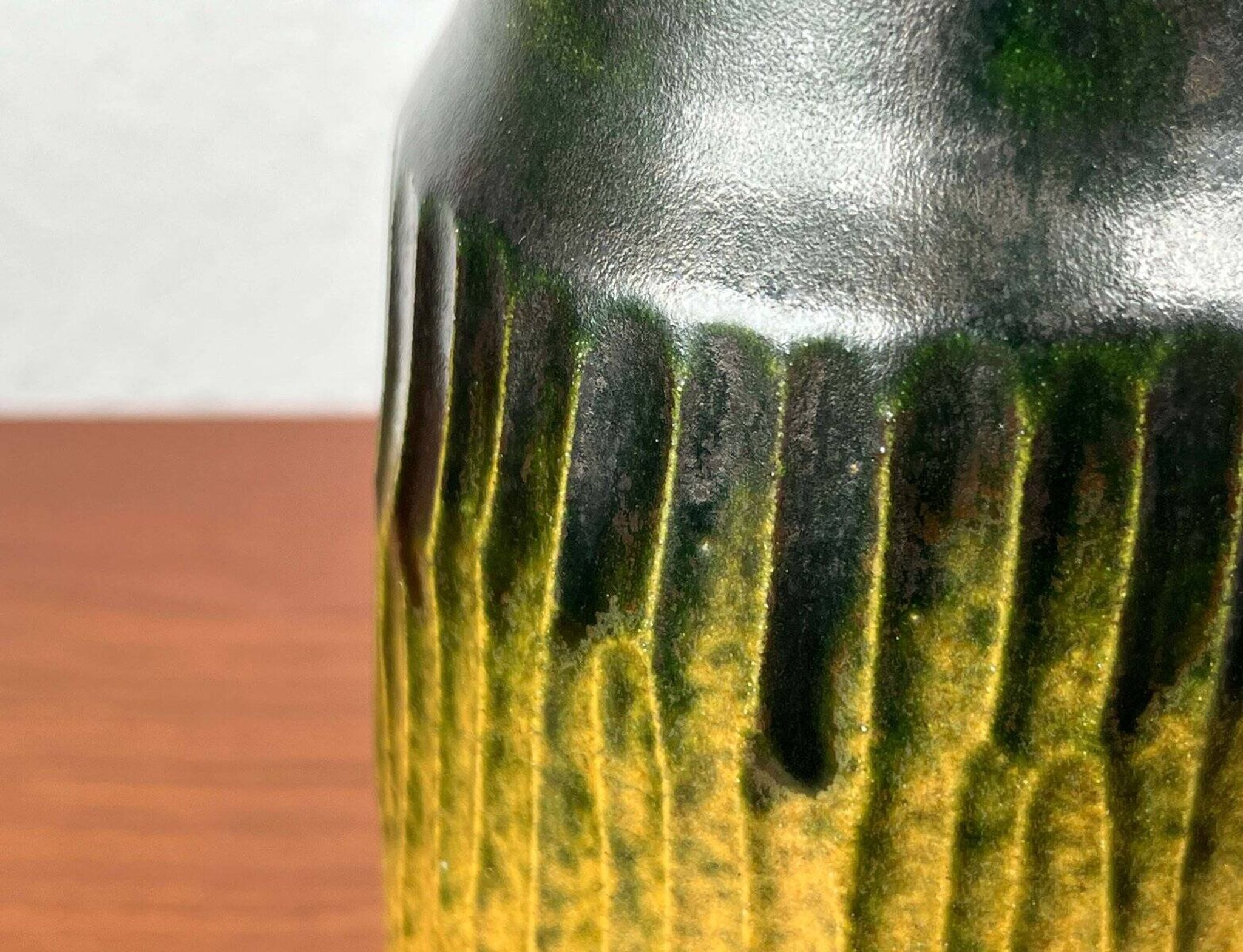 Danish studio pottery vase from the mid-20th century by Ernst Pottery, Faxe, 1960s.