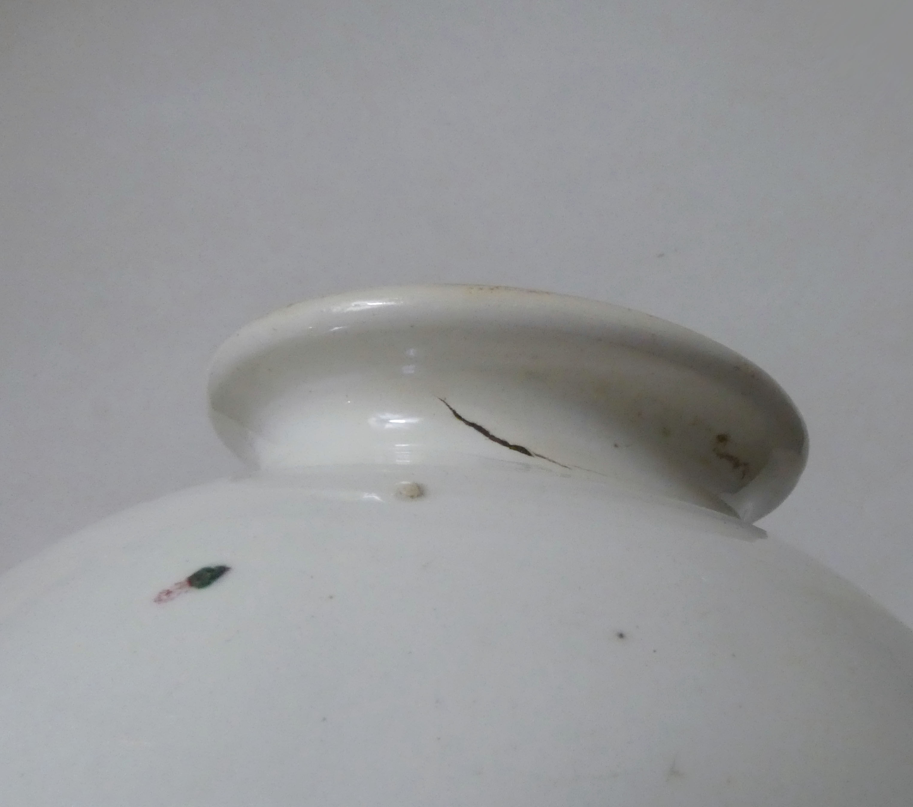 Old bowl digoin domino