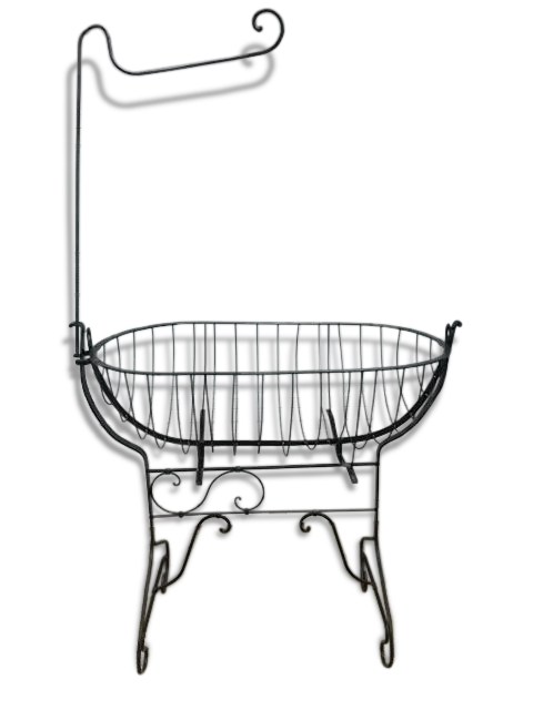 Former cradle in wrought iron