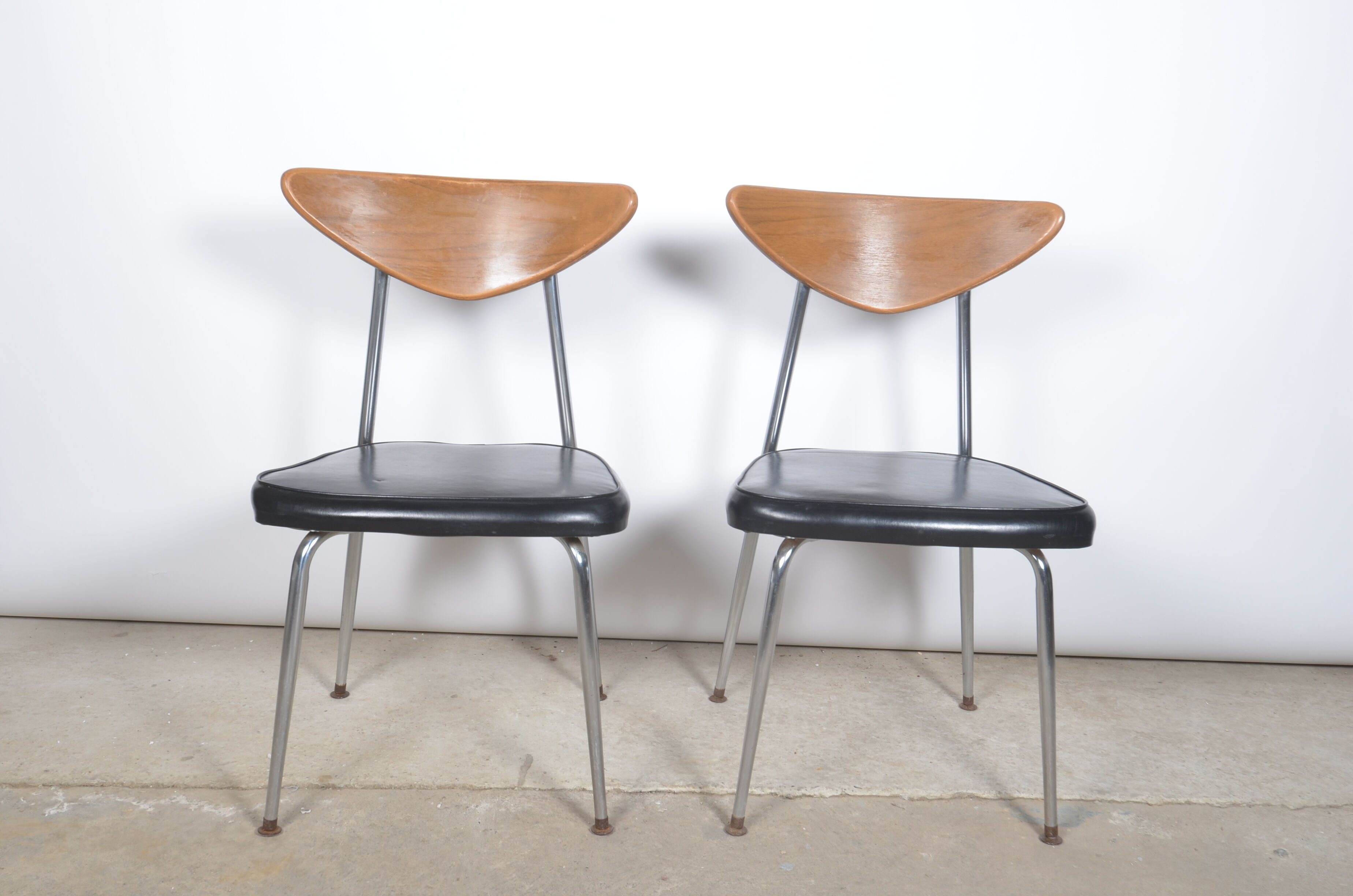 Pair of craft Quebec style chairs