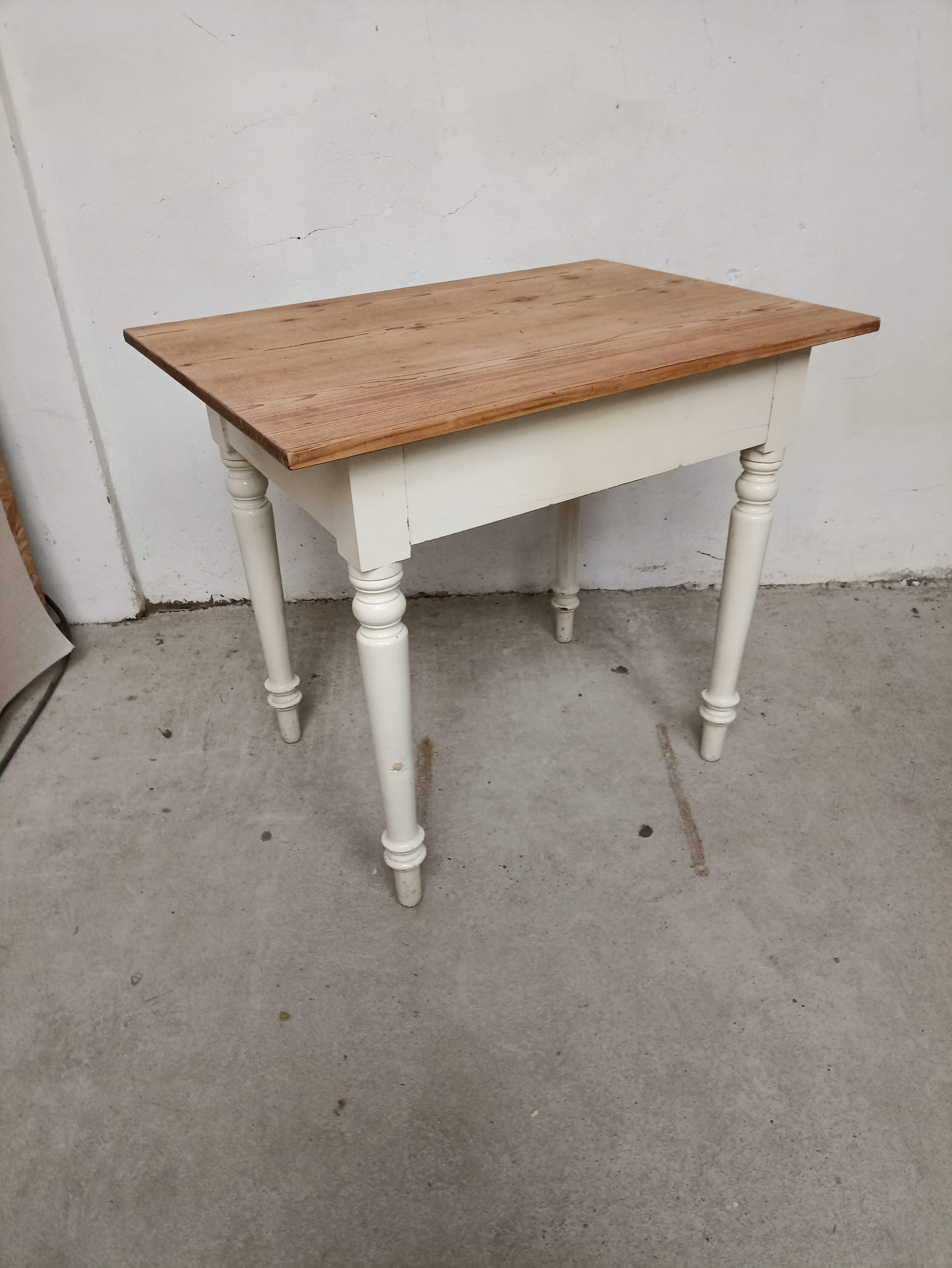 Rustic Shabby Chic Table
