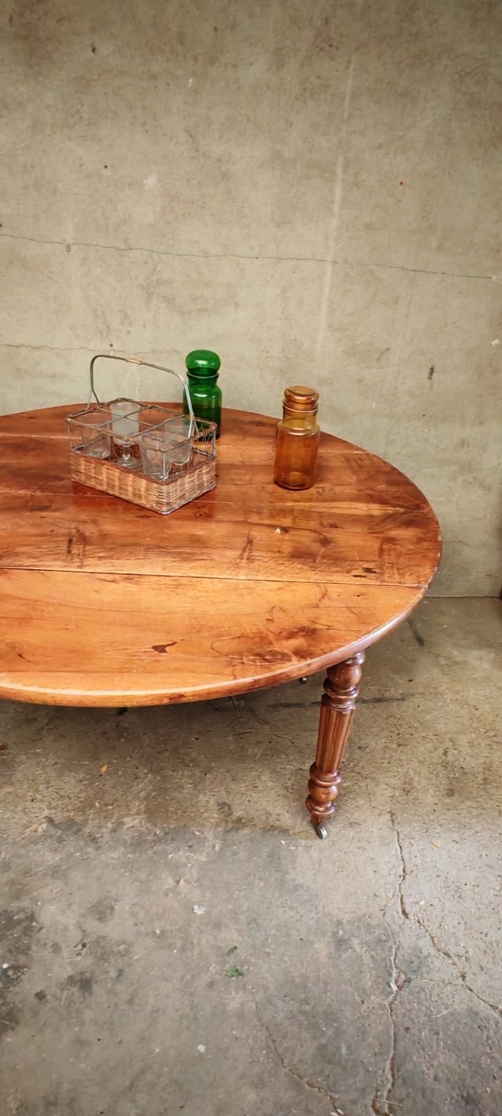 Table de ferme ronde