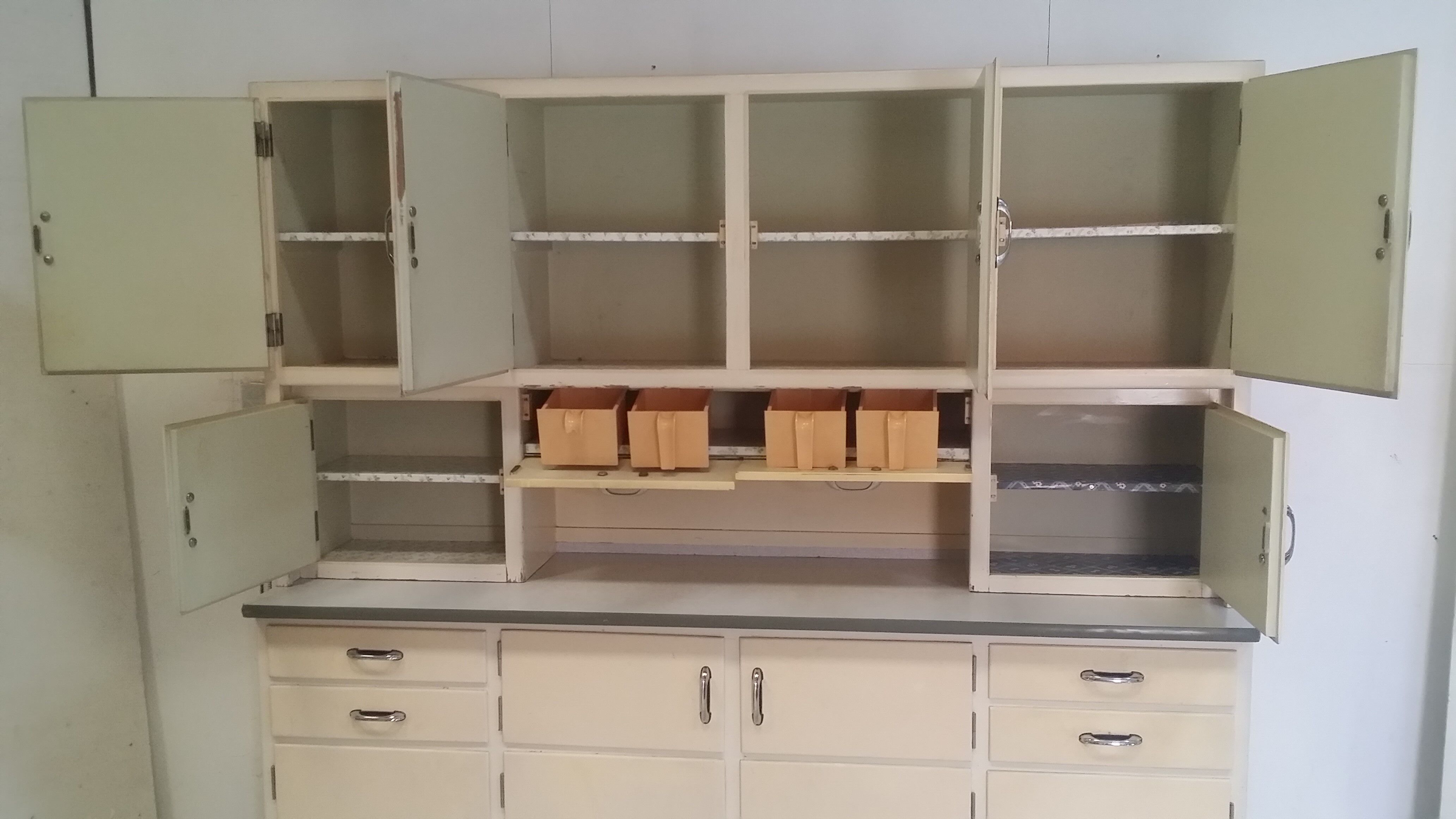 Buffet de cuisine meuble Mado années 50