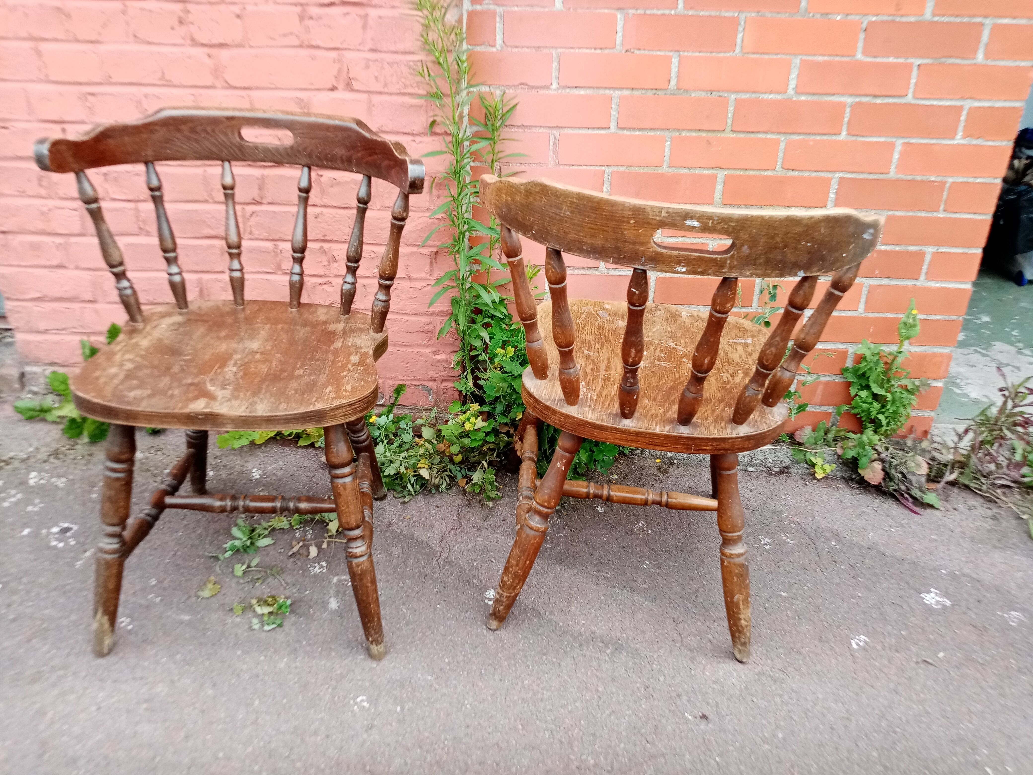 Western chair varnished wood