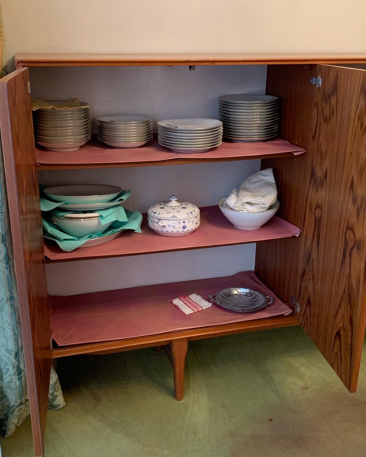 Fristho teak cupboard-bar