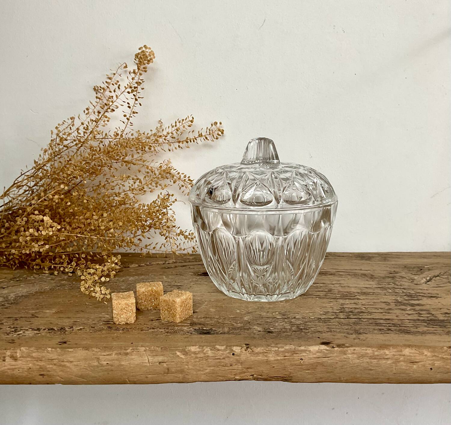 Sugar bowl in chiseled Reims glass