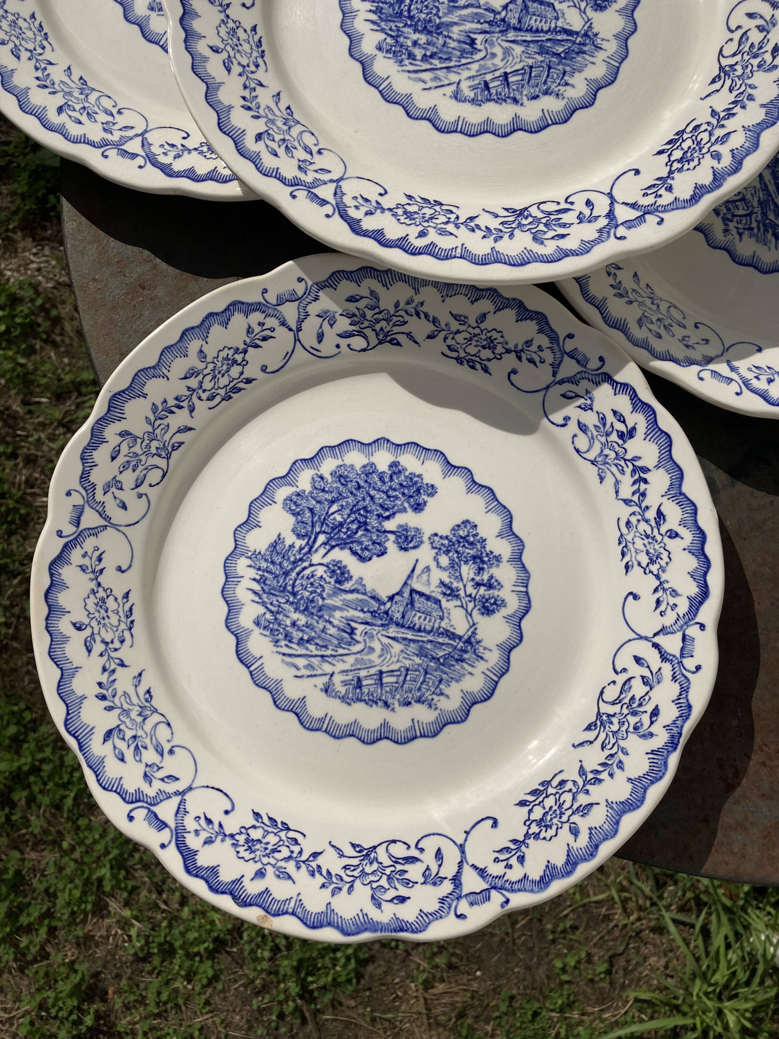 8 flat plates Digoin Sarreguemines blue and white vintage with countryside village décor