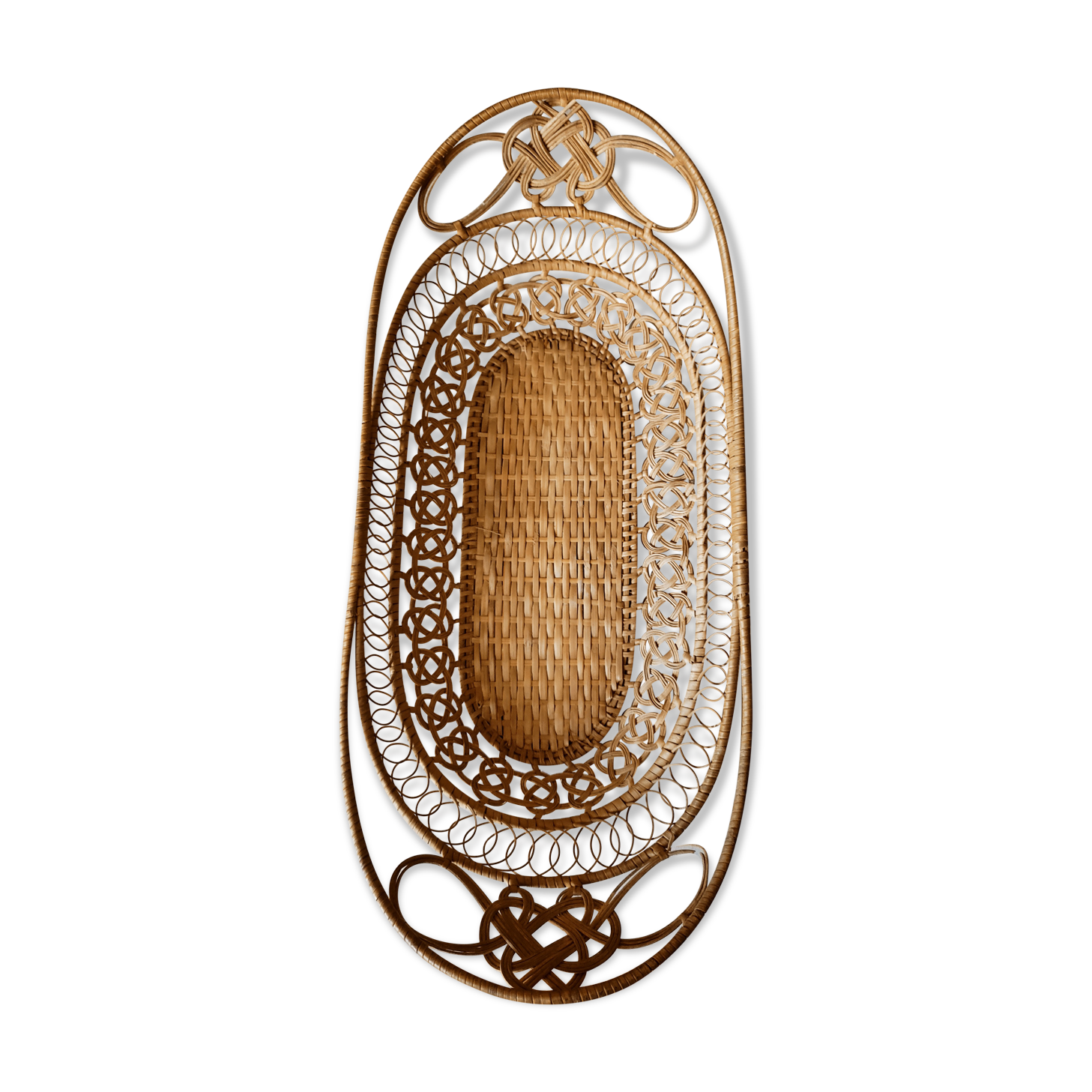 Wicker lace basket