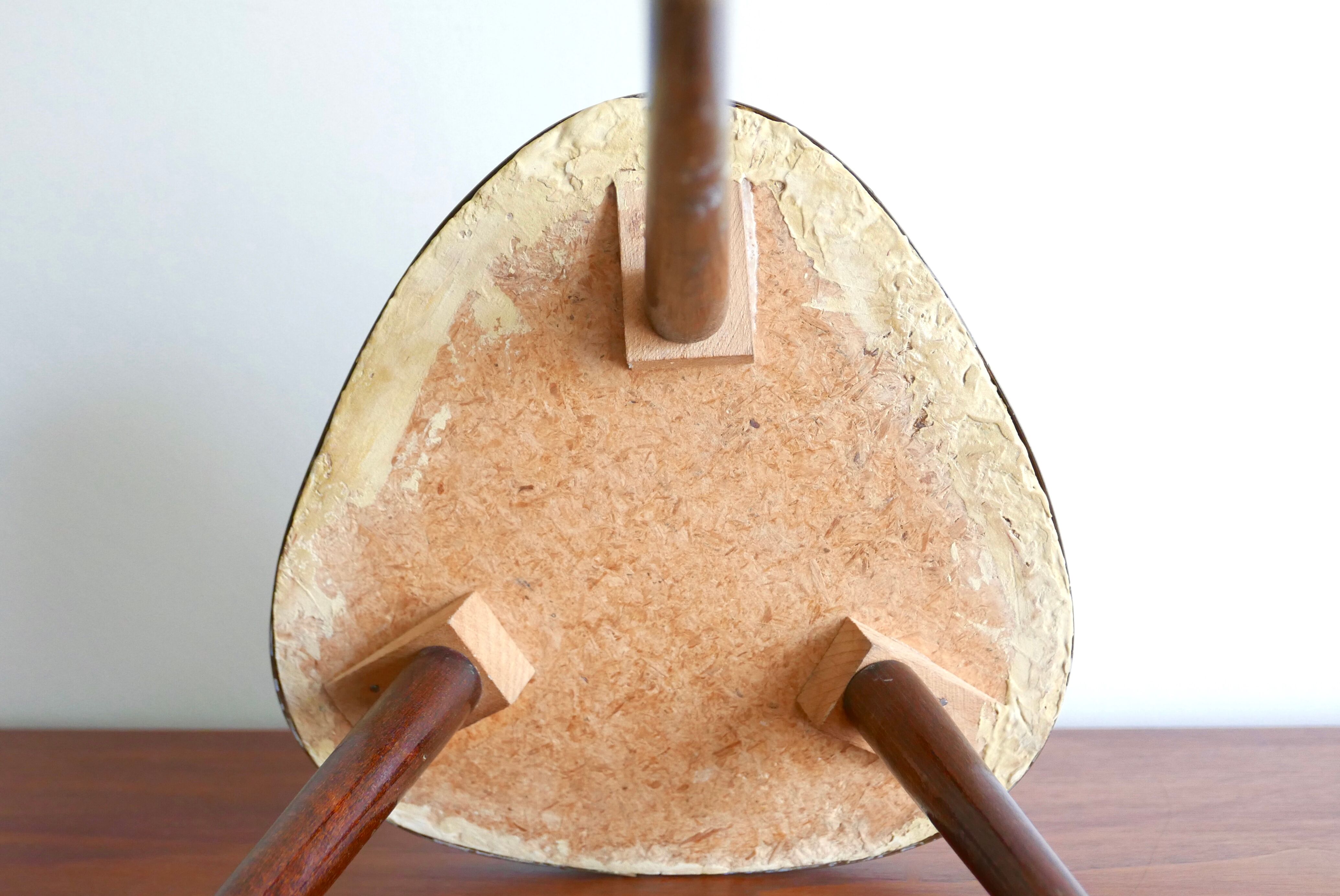 Table tripod set abstract, door harness plant - 50 years