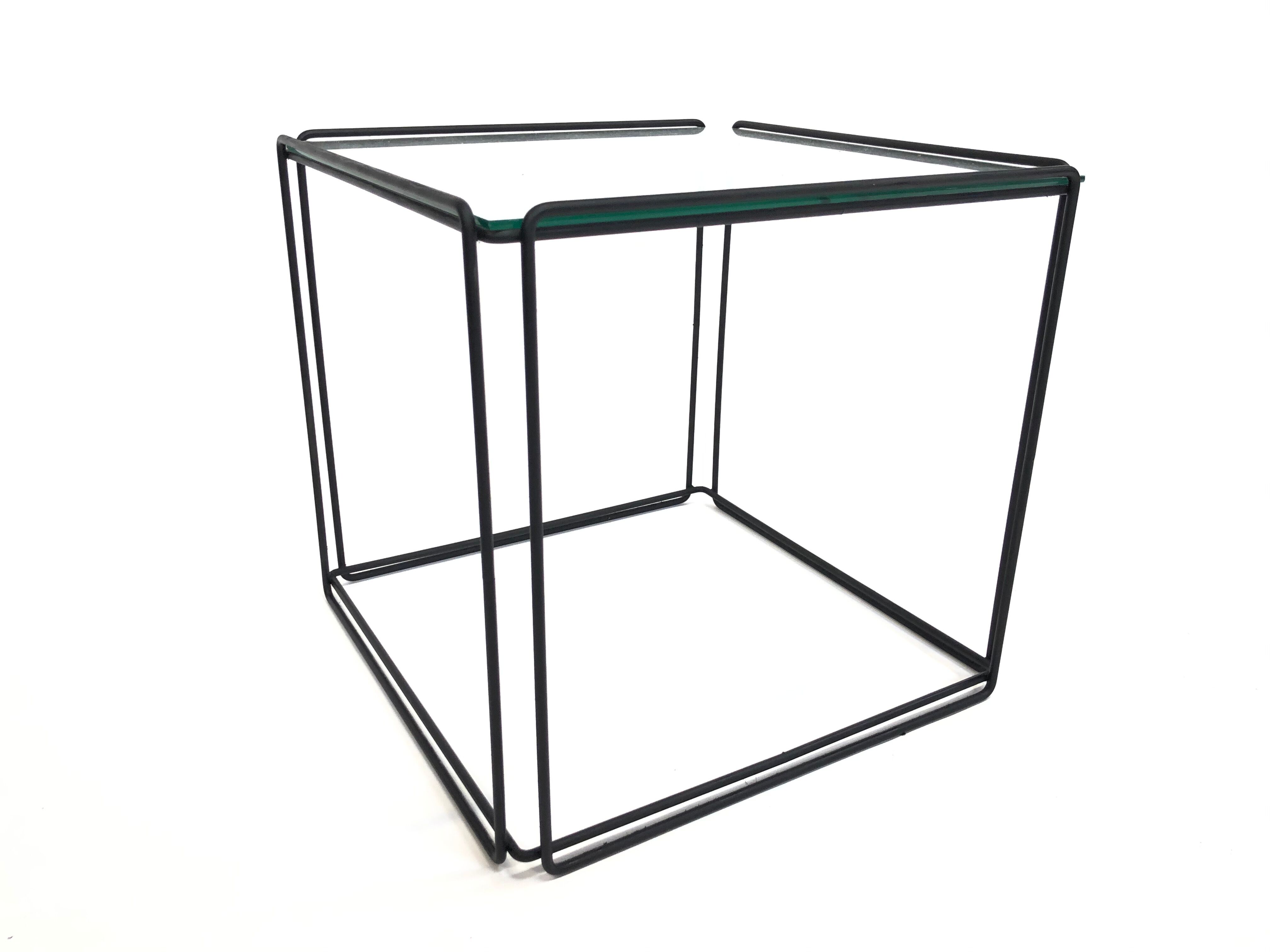 Max Sauze design tables edited by Isocèle