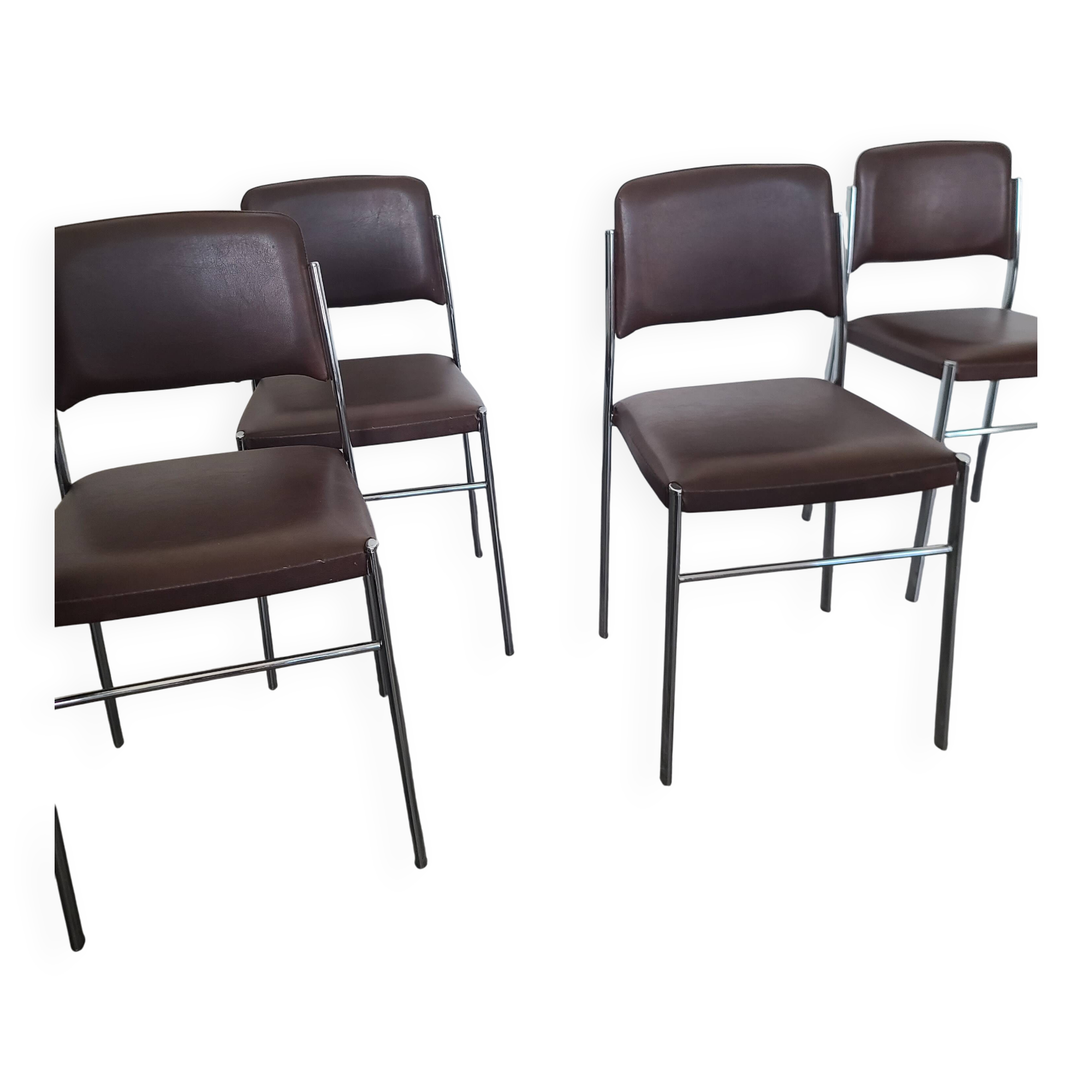 Lot de 4 chaises fauteuil en skaï marron année 1970