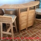 Bar et ses 2 chaises hautes