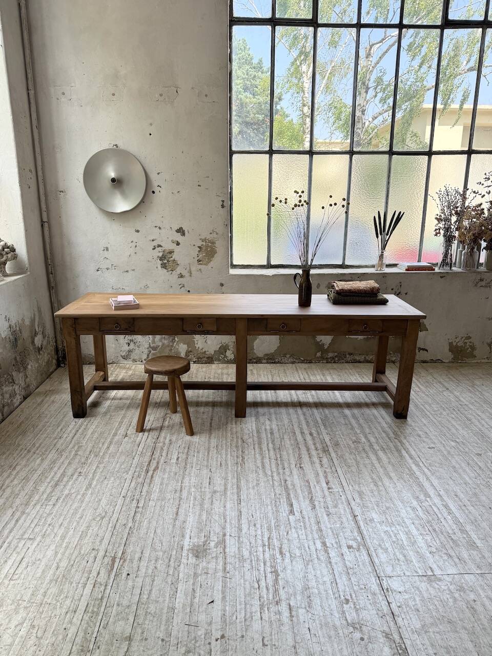 Antique farmhouse or drapery table in walnut, 1900 XL