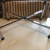 Metal tray and tripods