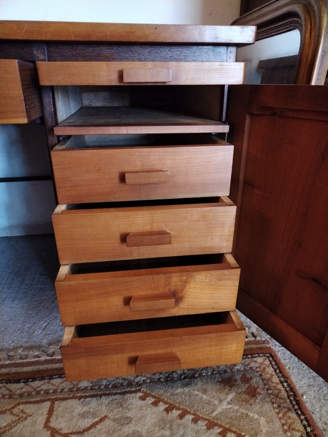 Art Deco functionalist office