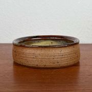 Mid-century modern Danish studio pottery bowl by Bente Lemche, 1960s.