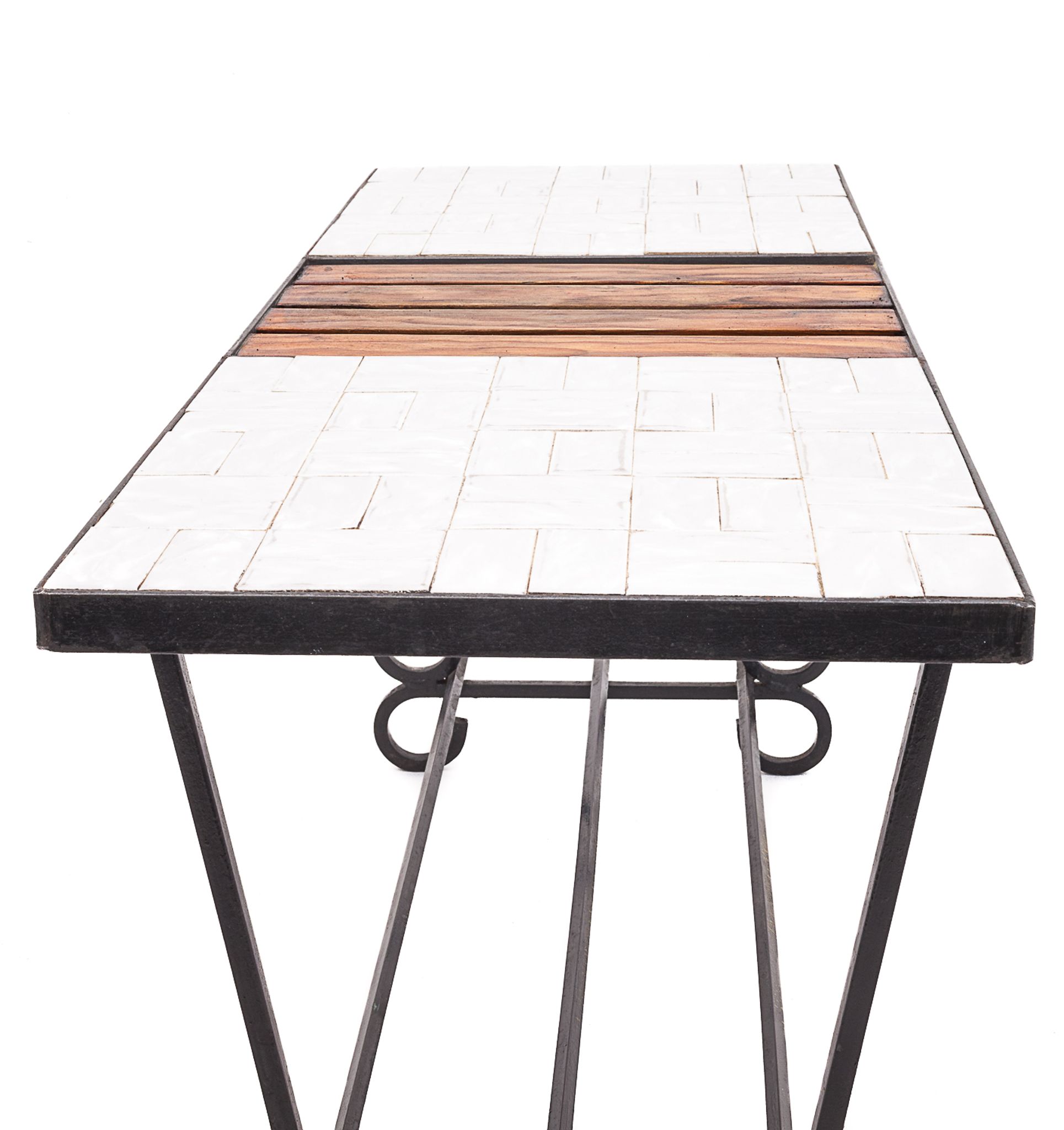 Table basse moderniste, teck et céramique, 1950