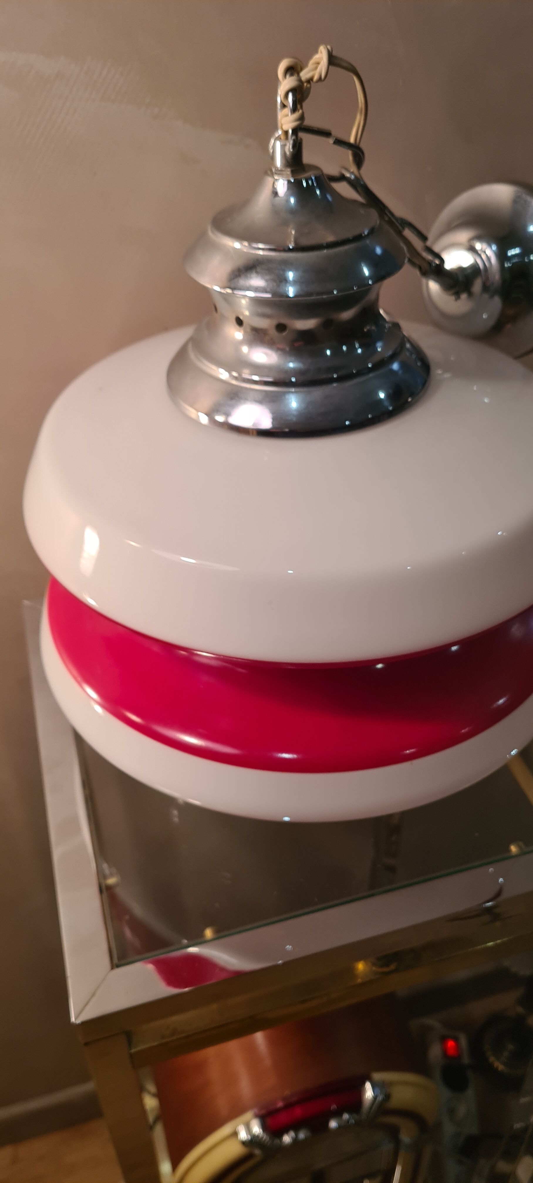 Pendant lamp 1960 to 70 in opaline 2 colors, 30x40